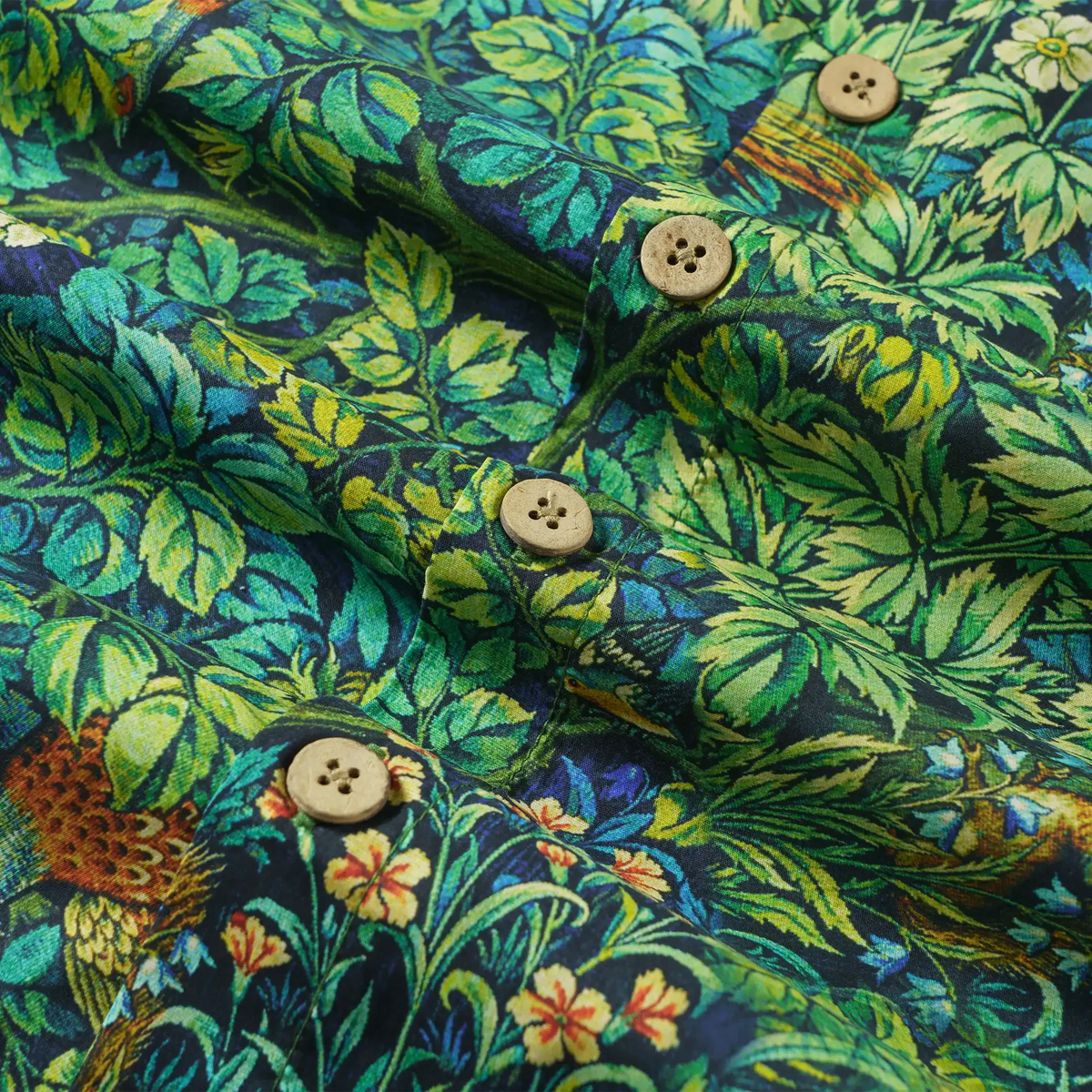 LeosWare® Men's Hawaiian Shirt Short Sleeve Button-up 100% Cotton Green Aloha Jungle Wonderland Art By Ann