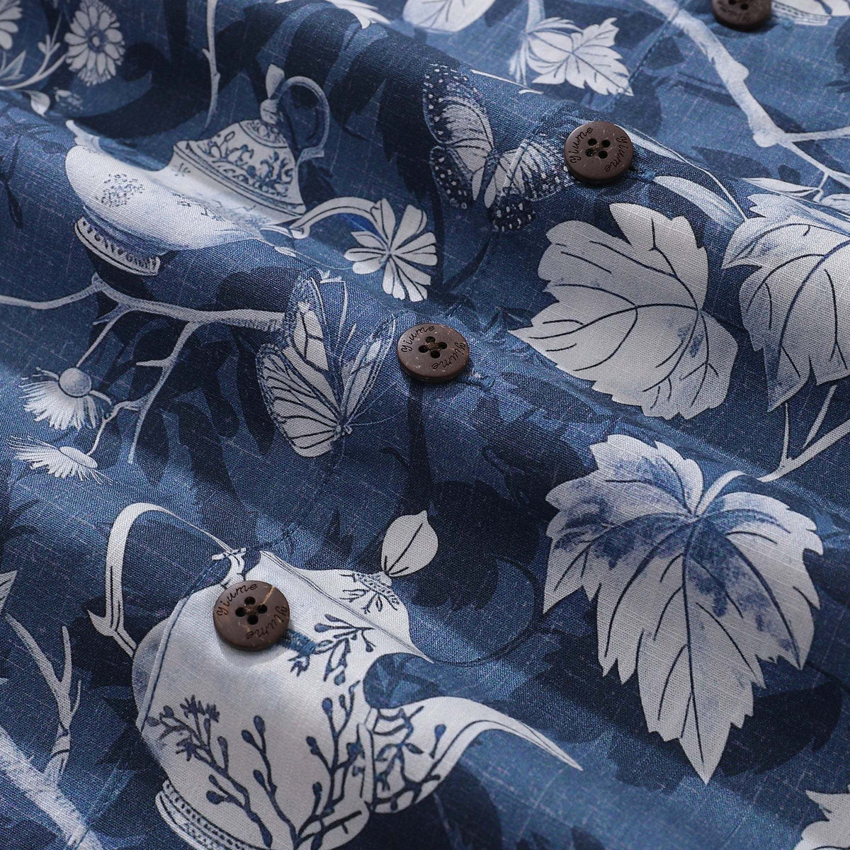 100% Cotton Hawaiian Shirt For Men Porcelain Camp Collar Shirt By Yakima